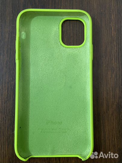 Чехол на iPhone 11