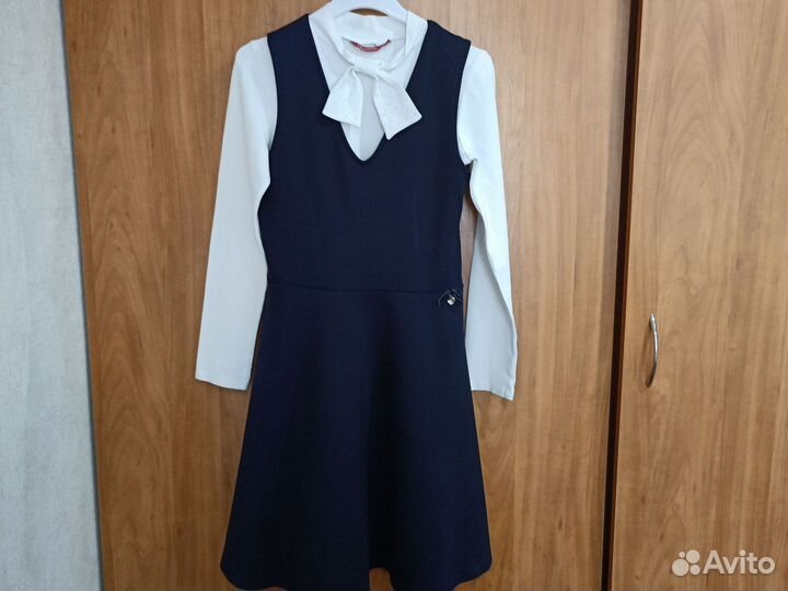 Школьная форма для девочки синяя 146