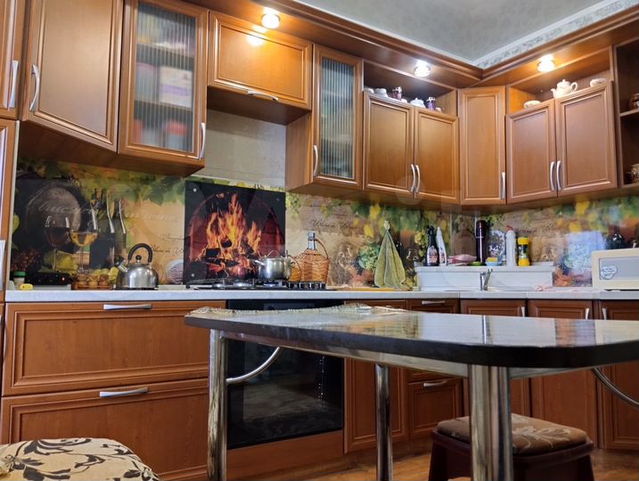 2-к. квартира, 60 м², 5/9 эт.