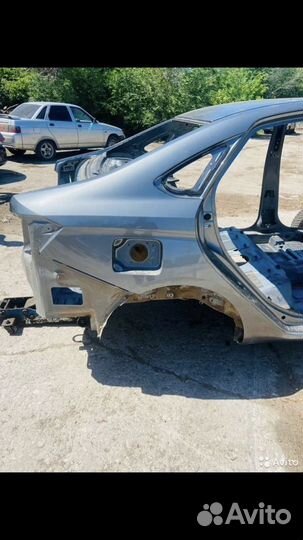 Правая четверть лада vesta