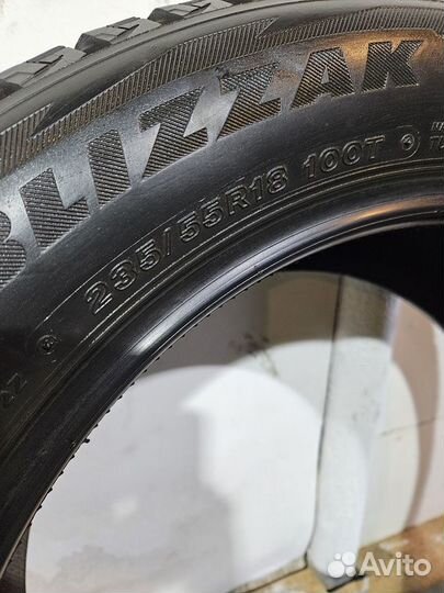 Bridgestone Blizzak DM-V2 235/55 R18 100T