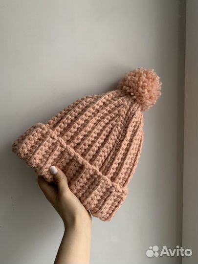 Шапка вязаная ручная работа