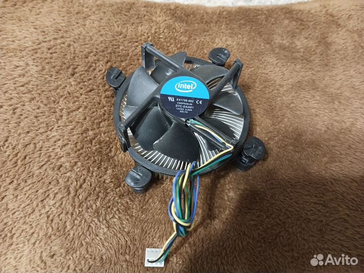 Кулеры Intel