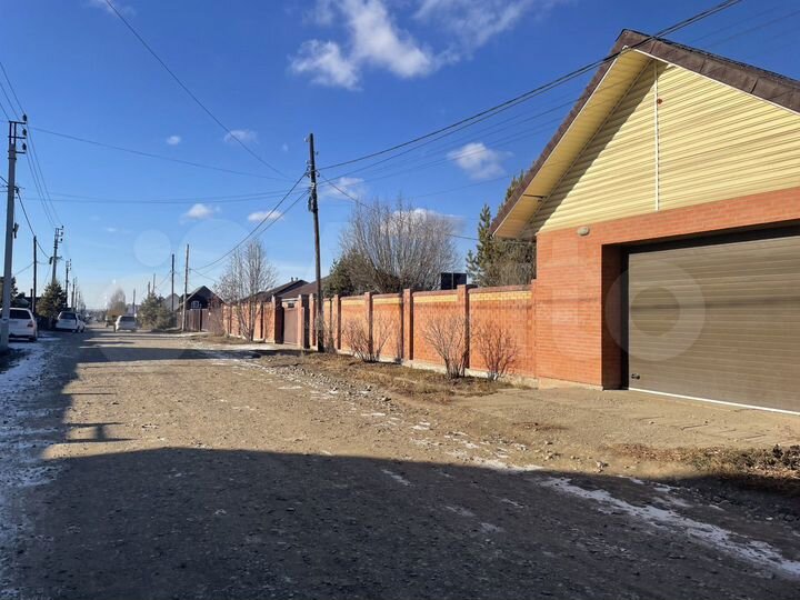 Дом 147 м² на участке 23 сот.