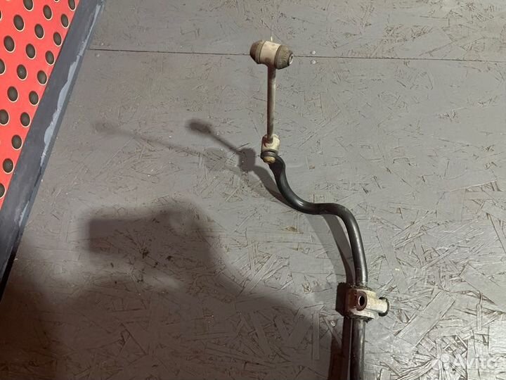 Стабилизатор поперечной устойчивости задний