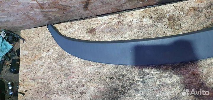 Молдинг капота Opel Meriva B 2010-2018