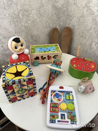Развивающие игрушки пакетом