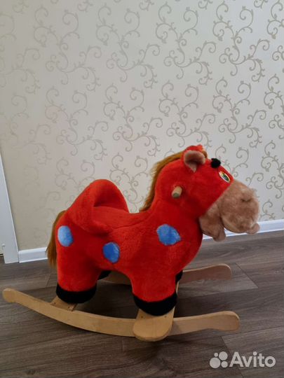 Качалка лошадь