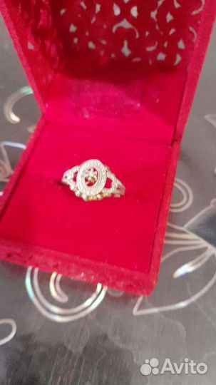 Бриллиантовое кольцо