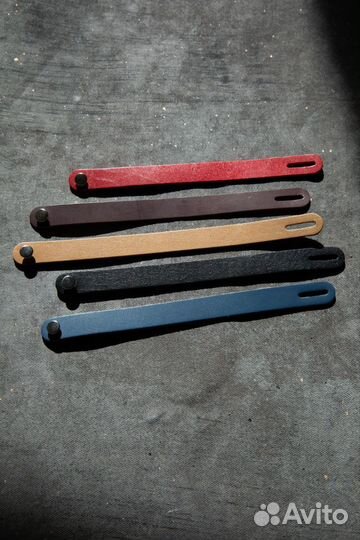 Кожаный браслет с индивидуальной гравировкой