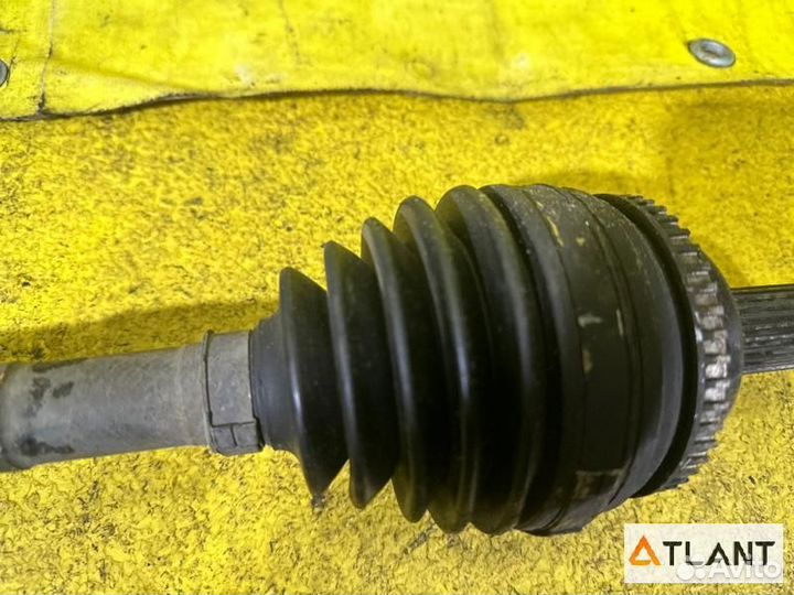 Привод передний левый toyota sienta