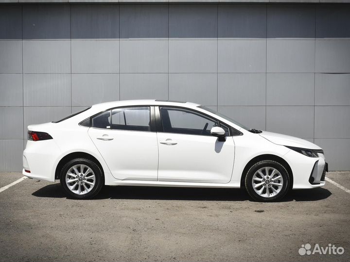 Toyota Corolla 1.2 CVT, 2022, 56 км
