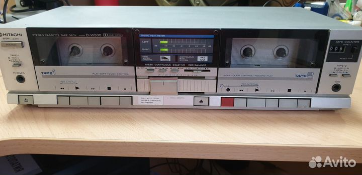 Кассетная дека hitachi D-W500