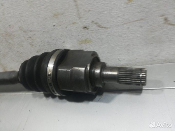 Привод (полуось) правый Hyundai Rio 3