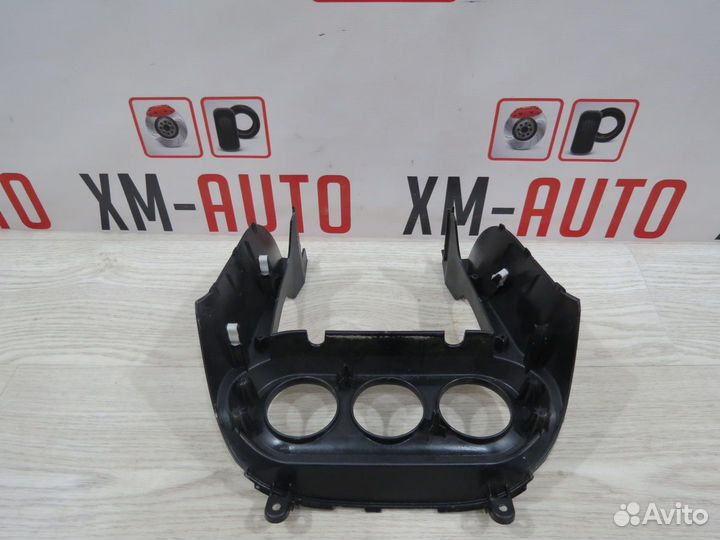 Накладка торпедо Mitsubishi Lancer 10