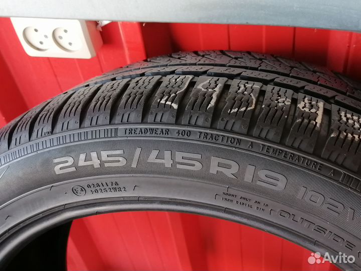 Nokian Tyres WR A4 245/45 R19