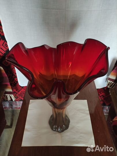 Бокалы, вазочка Богемия