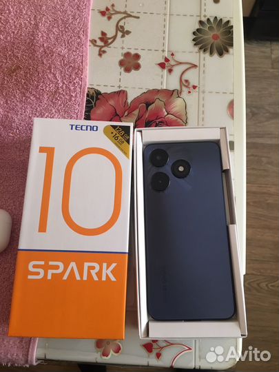 TECNO Spark 10, 8/128 ГБ