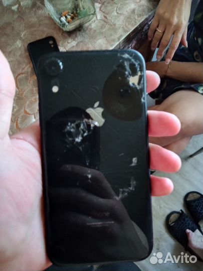 Телефон iPhone xr