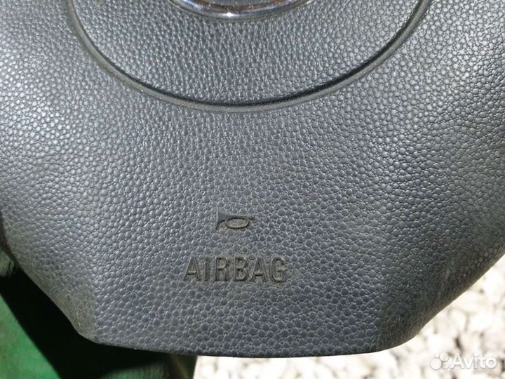 Подушка безопасности в руль Opel Astra H