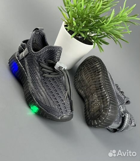 Кроссовки для мальчика и мальчиков