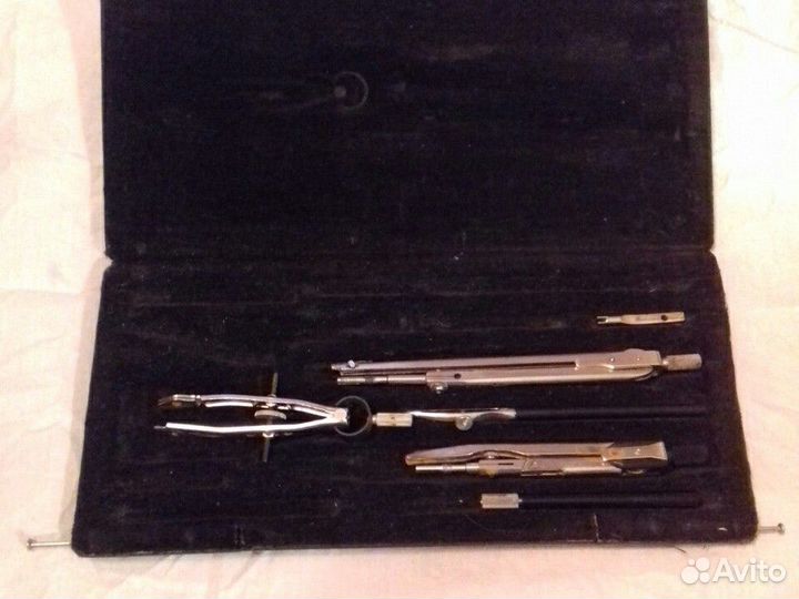 Готовальня СССР Москва (футляр)