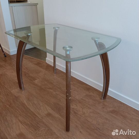 Стол обеденный стеклянный 70х120