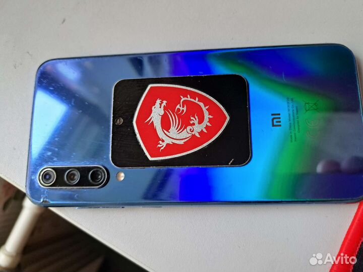 Телефон Xiaomi mi 9 se