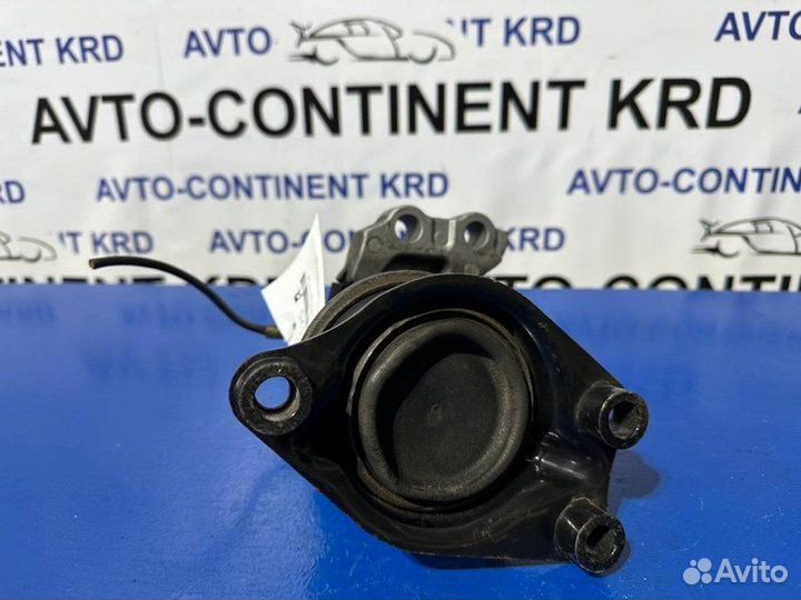 Подушка двигателя передняя правая Honda Fit GP2