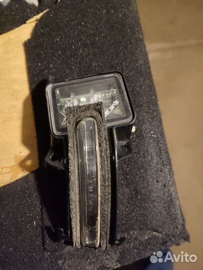 Поворотник в левое зеркало хонда цивик 10 Х