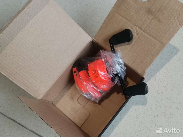 Кастинговая катушка