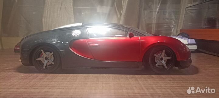 Модель Бугатти