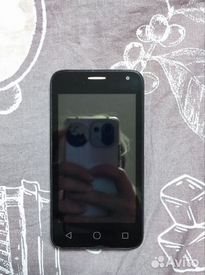 Alcatel One Touch Pixi First 4024D, 4 ГБ