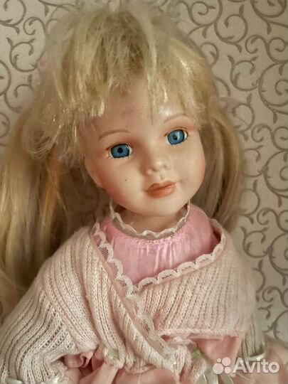 Кукла фарфоровая коллекционная большая