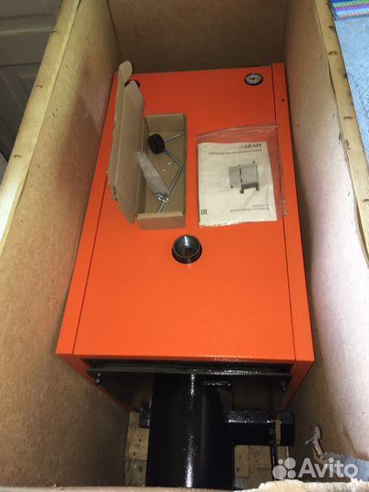 Твердотопливный котел новый