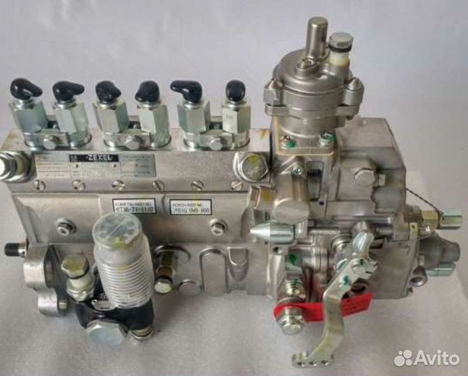 Komatsu PC200-7 6738-71-1110 Fuel Pump