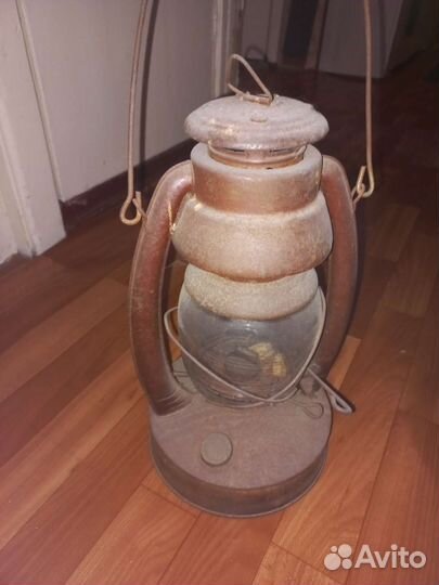 Керосиновая лампа