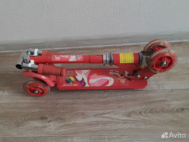 Самокат детский бу четырёх колёсный