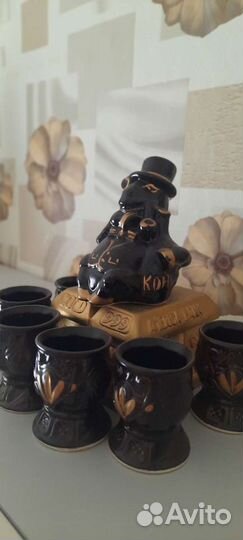 Графин с рюмками