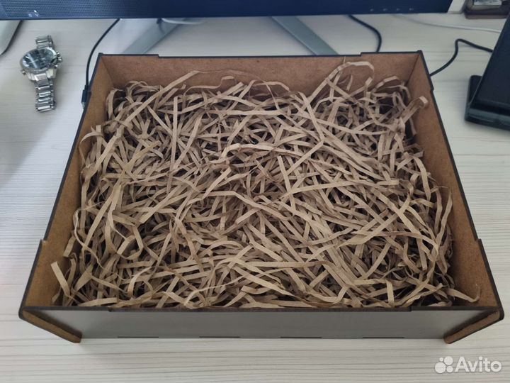 Деревянная коробка для подарка