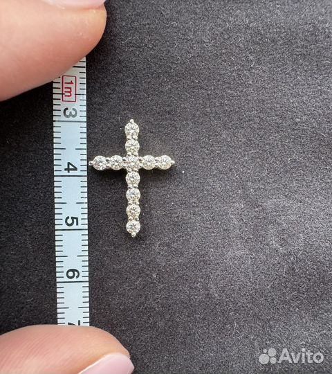 Крест с бриллиантами 0,7 кар