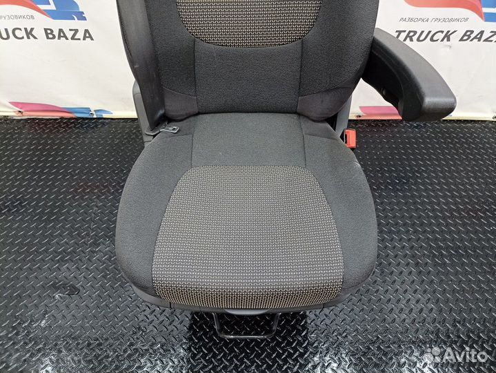 Сиденье пассажирское механическое