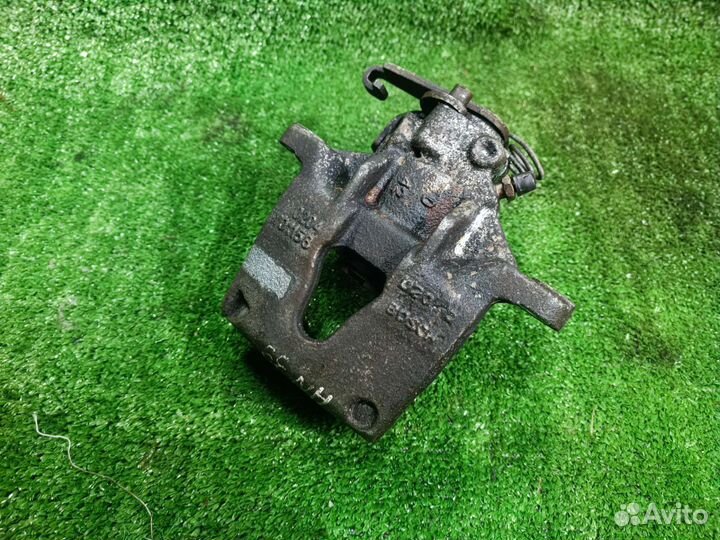 Задний тормозной суппорт Renault Master 2