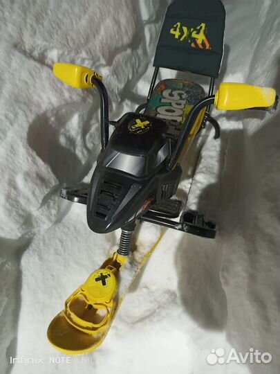 Детский снегокат