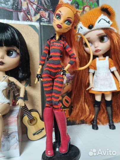 Кукла Монстер Хай торалей на доставке