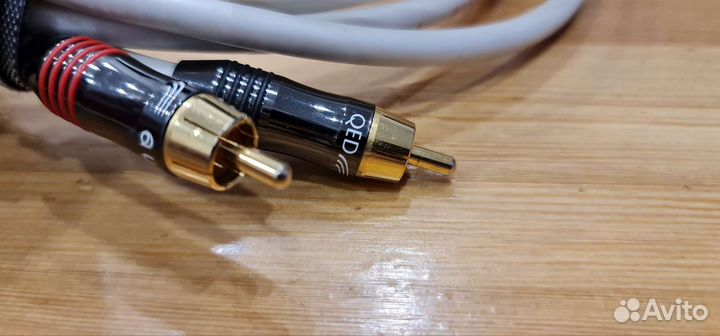 Qed qunex 2 RCA кабель 2 по 1 метру