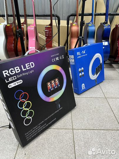 Кольцевая светодиодная лампа