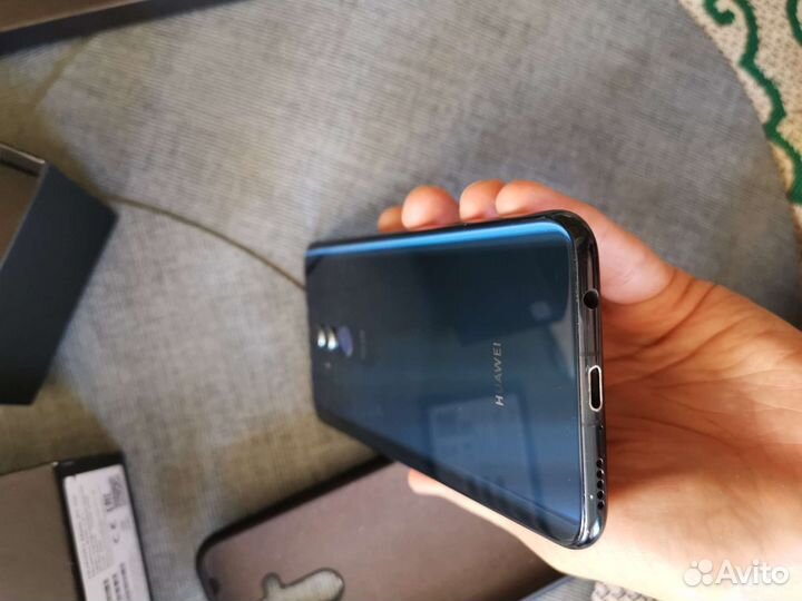 Телефон huawei mate 20 lite