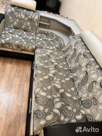 Угловой диван