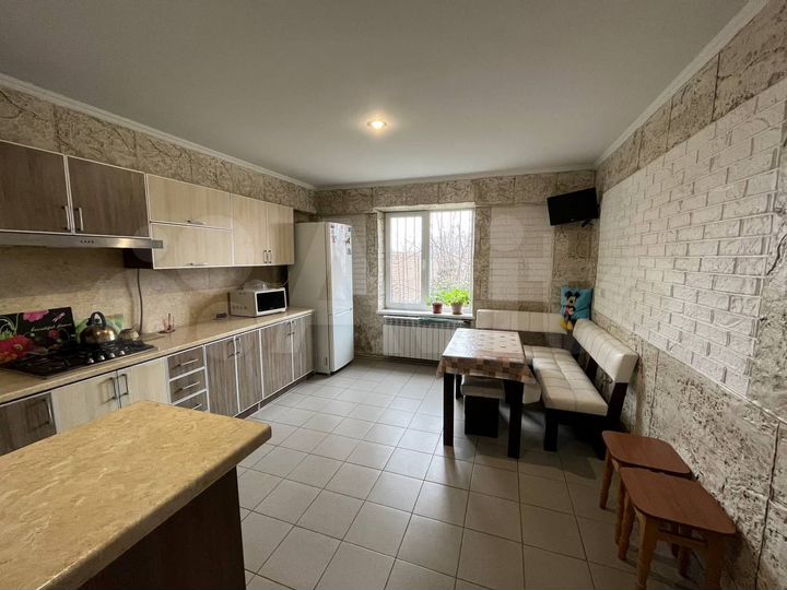 Квартира-студия, 28 м², 2/3 эт.